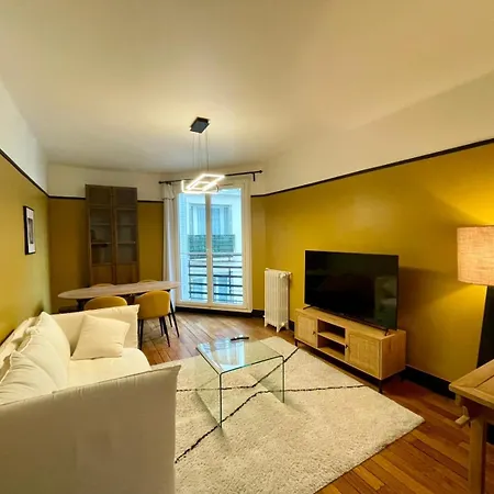 Appartement Tour Eiffel Quai De Seine Marois *