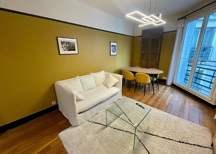 Tour Eiffel Quai De Seine Marois Appartement